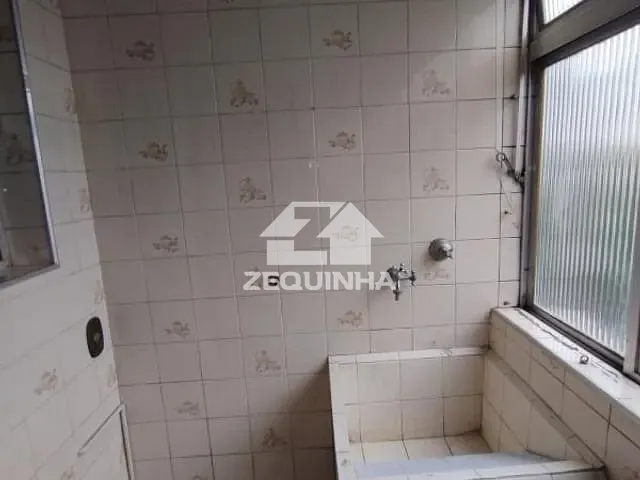 Apartamento com 54m² 2 quartos e 1 banheiro, para alugar, no bairro Cidade das Flores em Osasco