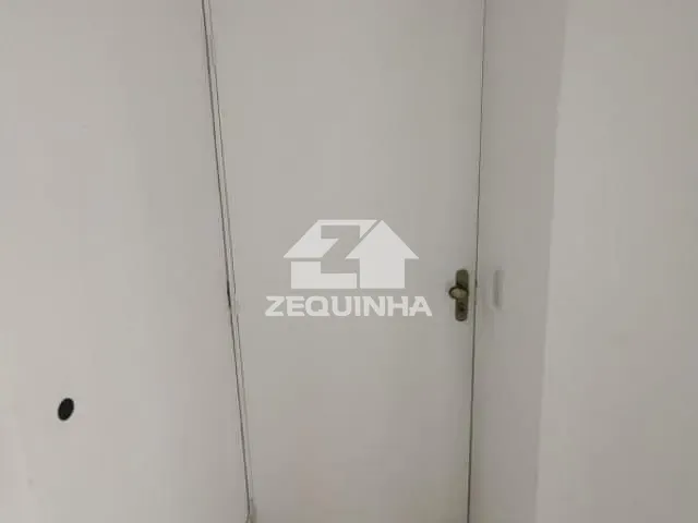 Apartamento com 35m² 1 quarto e 1 banheiro, para alugar, no bairro Umuarama em Osasco