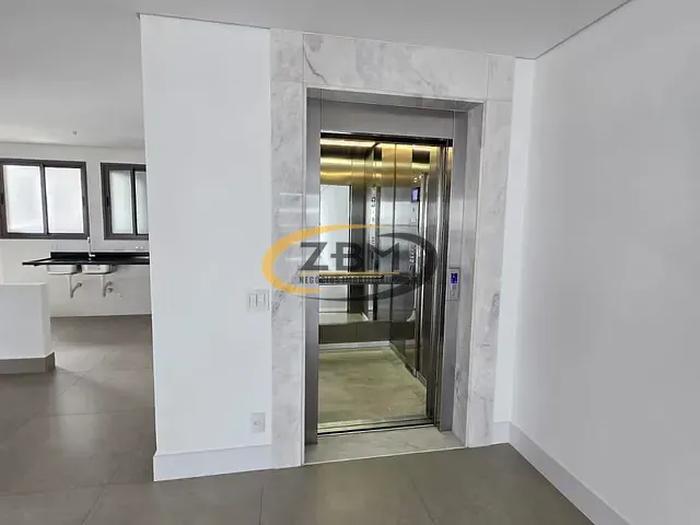 Apartamento com 368m² 3 quartos e 4 banheiros, à venda, no bairro Santa Rosa em Londrina