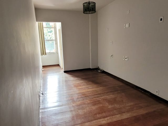Apartamento 2 quartos e 1 banheiro, à venda, no bairro Centro em Petrópolis