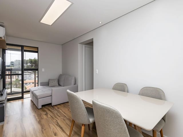 Apartamento 2 quartos e 1 banheiro, à venda, no bairro Tingui em Curitiba