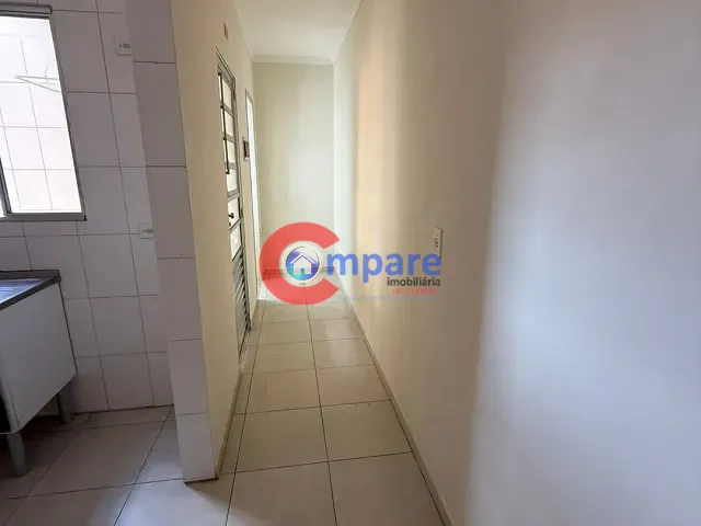 Apartamento 1 quarto e 1 banheiro, para alugar, no bairro Parque Continental II em Guarulhos