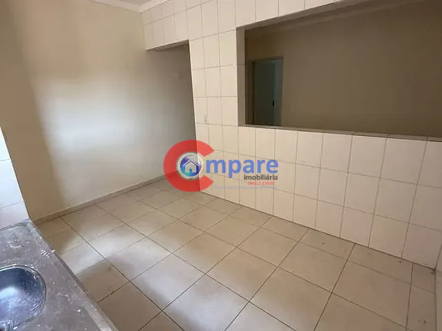 Apartamento 1 quarto e 1 banheiro, para alugar, no bairro Parque Continental II em Guarulhos