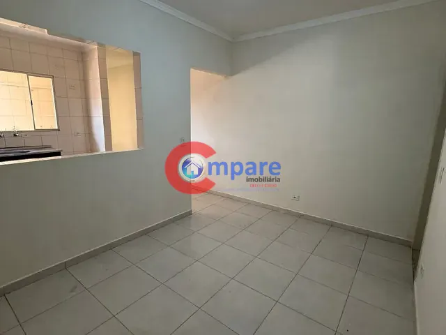 Apartamento 1 quarto e 1 banheiro, para alugar, no bairro Parque Continental II em Guarulhos