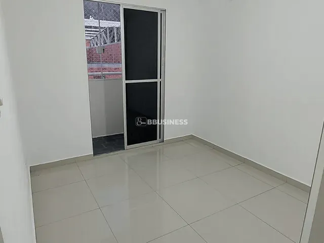 Apartamento 2 quartos e 1 banheiro, para alugar, no bairro Jardim América em Taboão da Serra