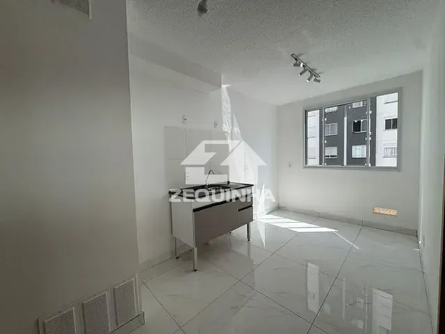 Apartamento com 76m² 3 quartos e 2 banheiros, para alugar, no bairro Jd Tupanci em Barueri