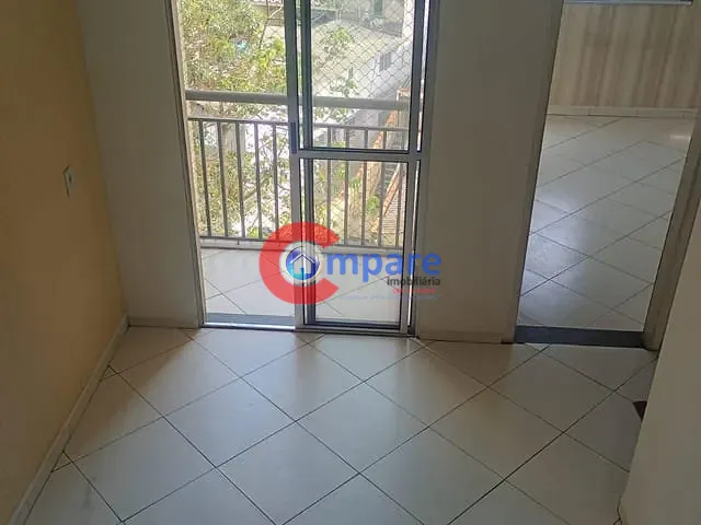 Apartamento 2 quartos e 1 banheiro, para alugar, no bairro Jardim Dourado em Guarulhos