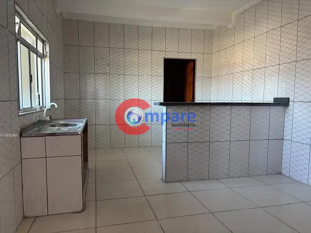 Apartamento 1 quarto e 1 banheiro, para alugar, no bairro Cidade Soberana em Guarulhos
