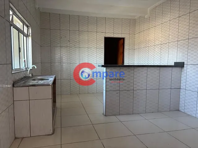 Apartamento 1 quarto e 1 banheiro, para alugar, no bairro Cidade Soberana em Guarulhos