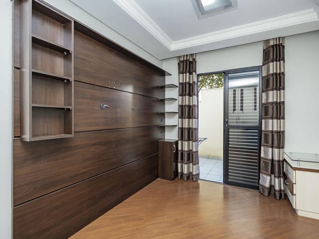 Apartamento 3 quartos e 2 banheiros, à venda, no bairro Campo Comprido em Curitiba