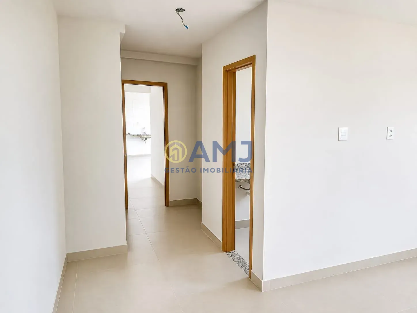 Apartamento, 3 quartos, 100 m² - Foto 2