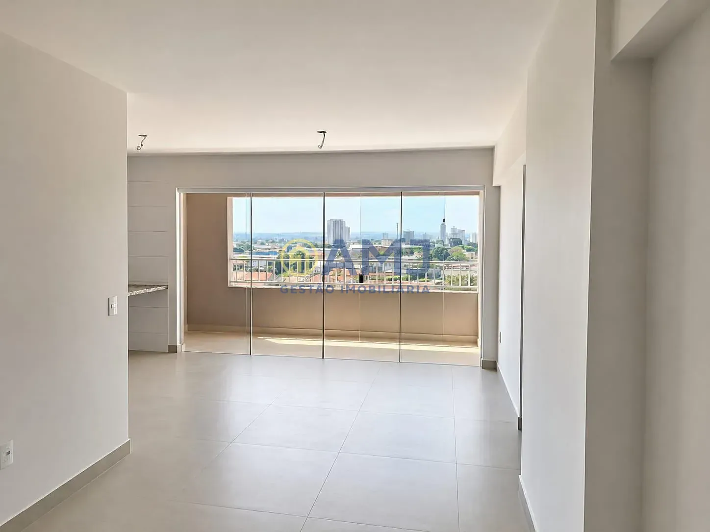 Apartamento, 3 quartos, 100 m² - Foto 1