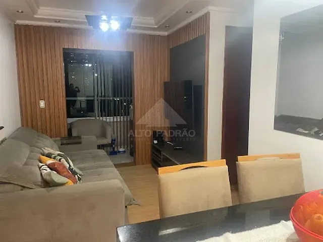 Apartamento 2 quartos e 1 banheiro, à venda, no bairro Parque São Vicente em Mauá