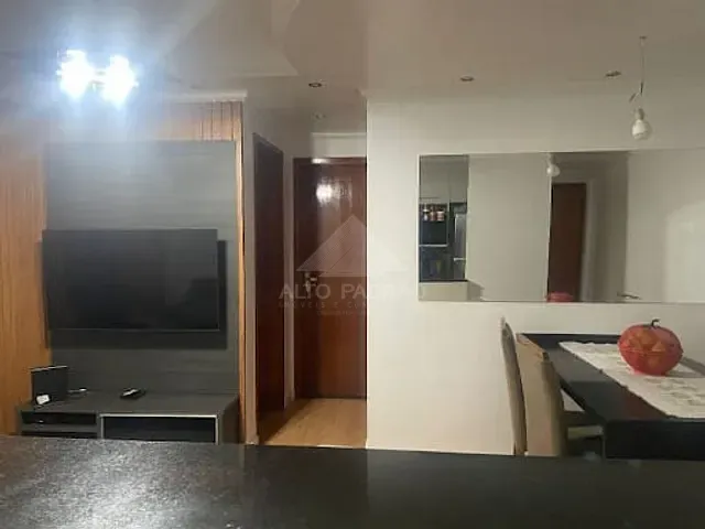 Apartamento 2 quartos e 1 banheiro, à venda, no bairro Parque São Vicente em Mauá