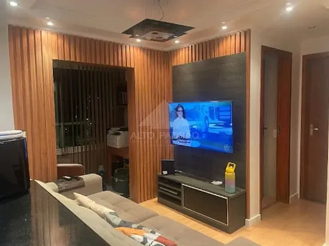 Apartamento 2 quartos e 1 banheiro, à venda, no bairro Parque São Vicente em Mauá