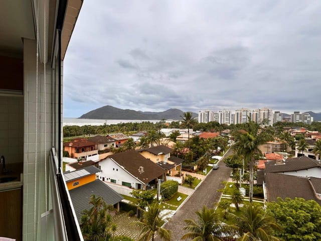 Apartamento 2 quartos e 2 banheiros, à venda ou para alugar, no bairro Maitinga em Bertioga