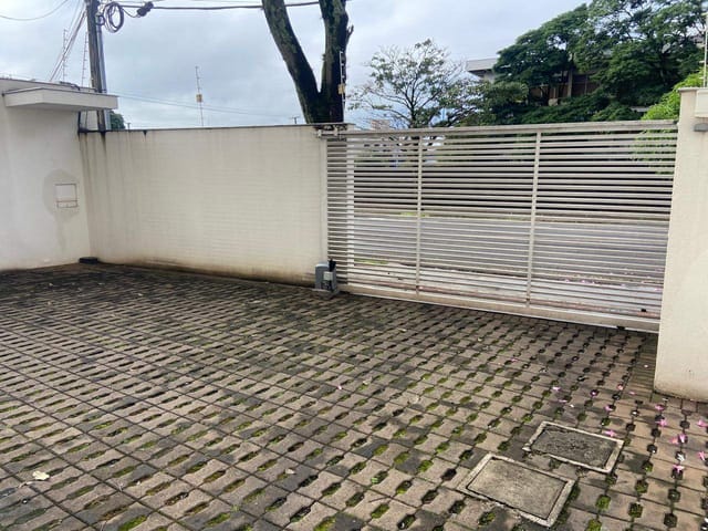 Foto do Apartamento - Apartamento à venda, 02 quartos (sendo 01 suite), Sala, Cozinha americana, 48 m²util, 01 garagem, Excelente localização, Vila Fujita, Londrina, PR | ZBM NEGOCIOS IMOBILIARIOS