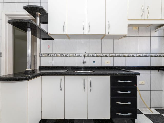Apartamento 3 quartos e 2 banheiros, à venda, no bairro Mercês em Curitiba
