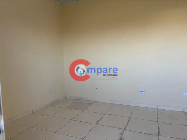 Apartamento 1 quarto e 1 banheiro, para alugar, no bairro Cidade Soberana em Guarulhos