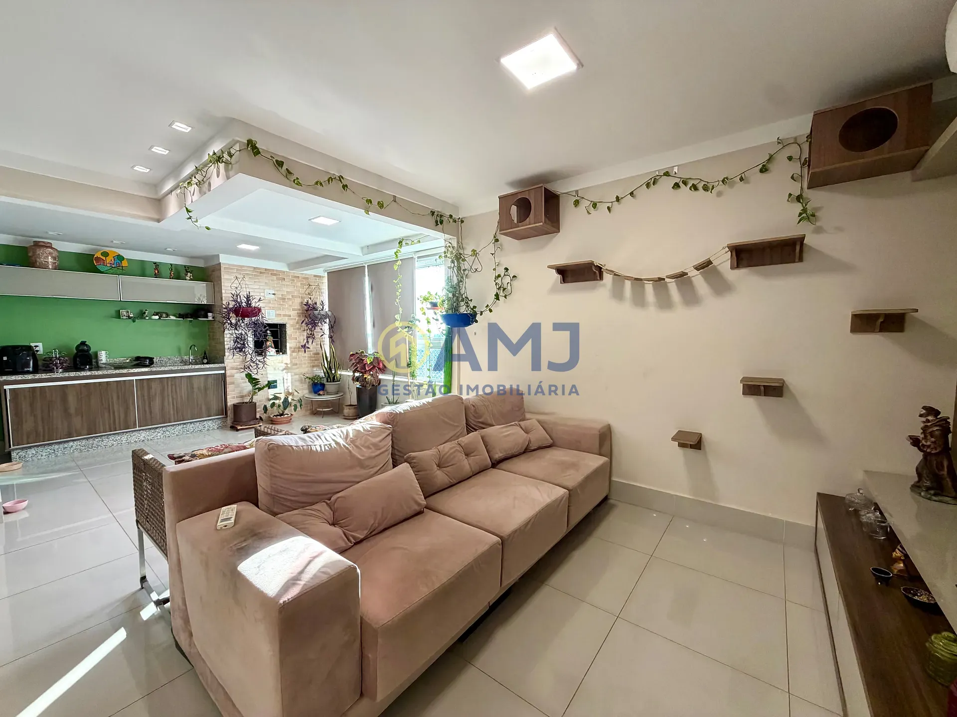 Apartamento, 3 quartos, 111 m² - Foto 2