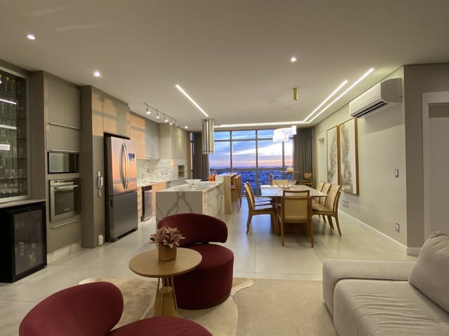 Apartamento com 271m² 3 quartos e 4 banheiros, à venda, no bairro Jardim Carvalho em Ponta Grossa