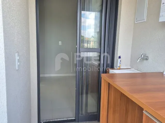 Apartamento 3 quartos e 2 banheiros, à venda, no bairro Vila Anastácio em São Paulo