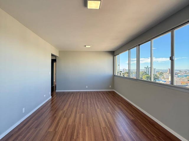 Apartamento com 120m² 3 quartos e 2 banheiros, à venda, no bairro Centro em Ponta Grossa