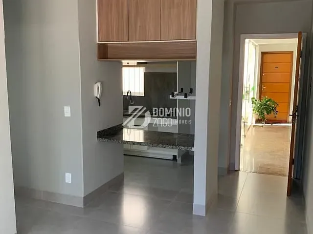 Apartamento com 67m² 2 quartos e 1 banheiro, à venda, no bairro Parque do Mirante em Uberaba