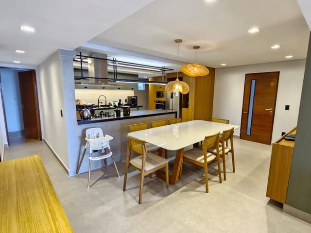 Apartamento com 130m² 3 quartos e 3 banheiros, para alugar, no bairro Intermares em Cabedelo