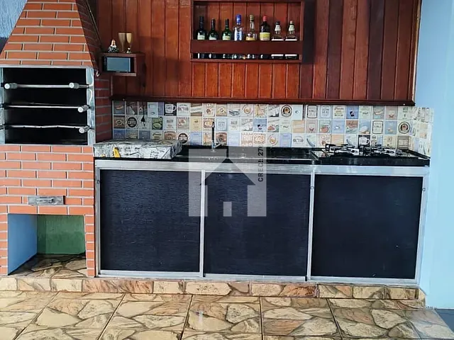 Sobrado com 280m² 3 quartos e 2 banheiros, à venda, no bairro Jardim Promeca em Várzea Paulista