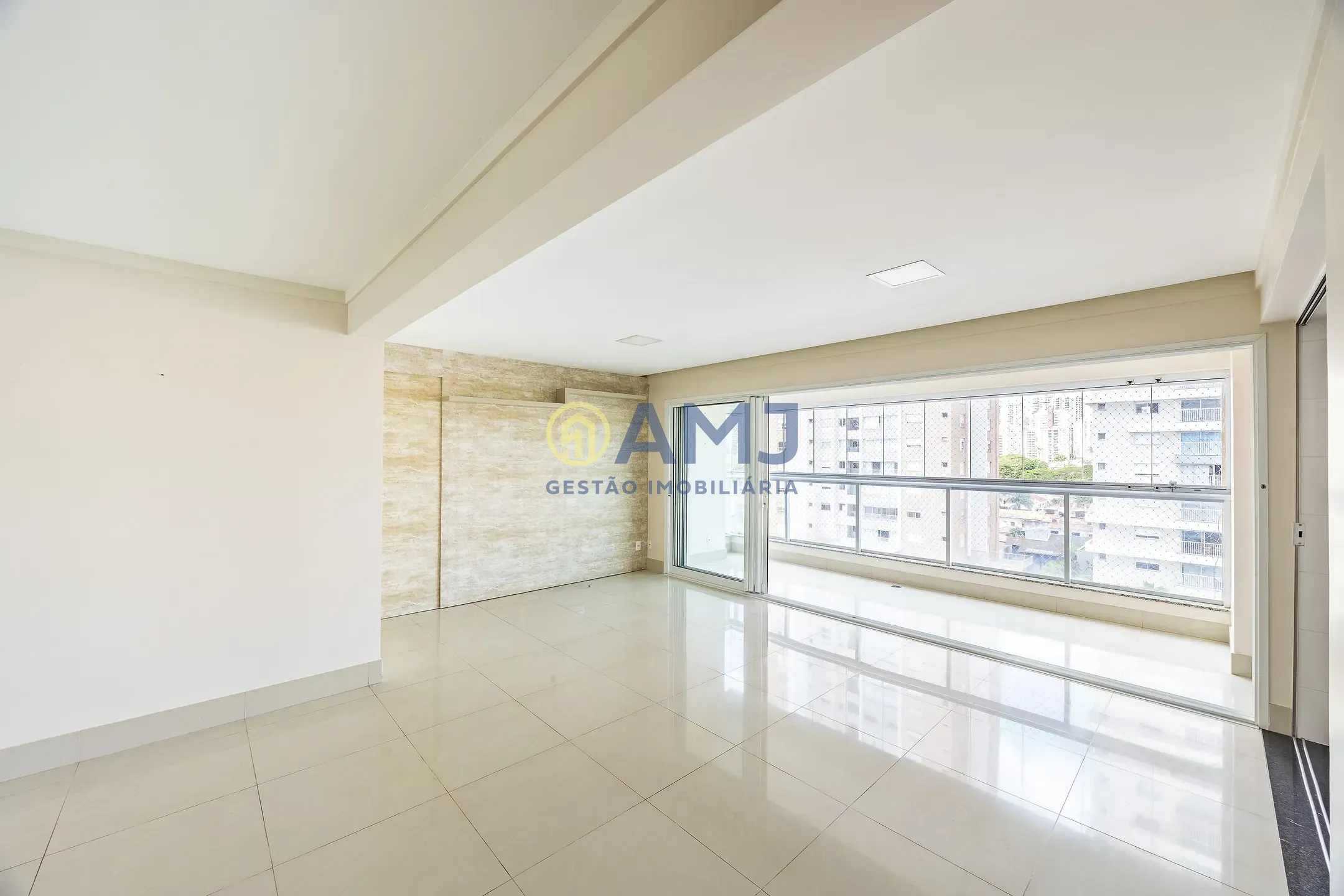 Apartamento, 3 quartos, 120 m² - Foto 1