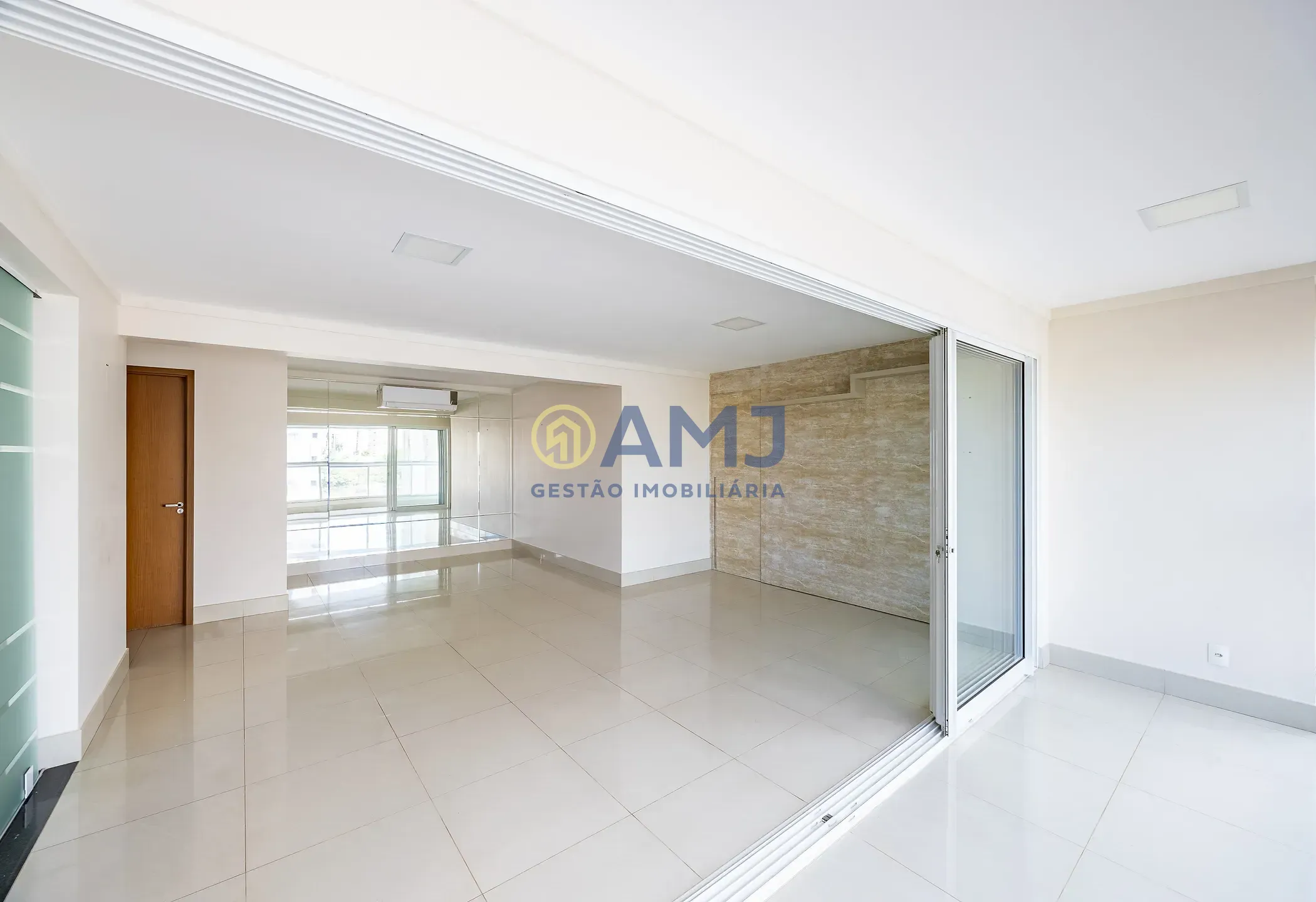 Apartamento, 3 quartos, 120 m² - Foto 2