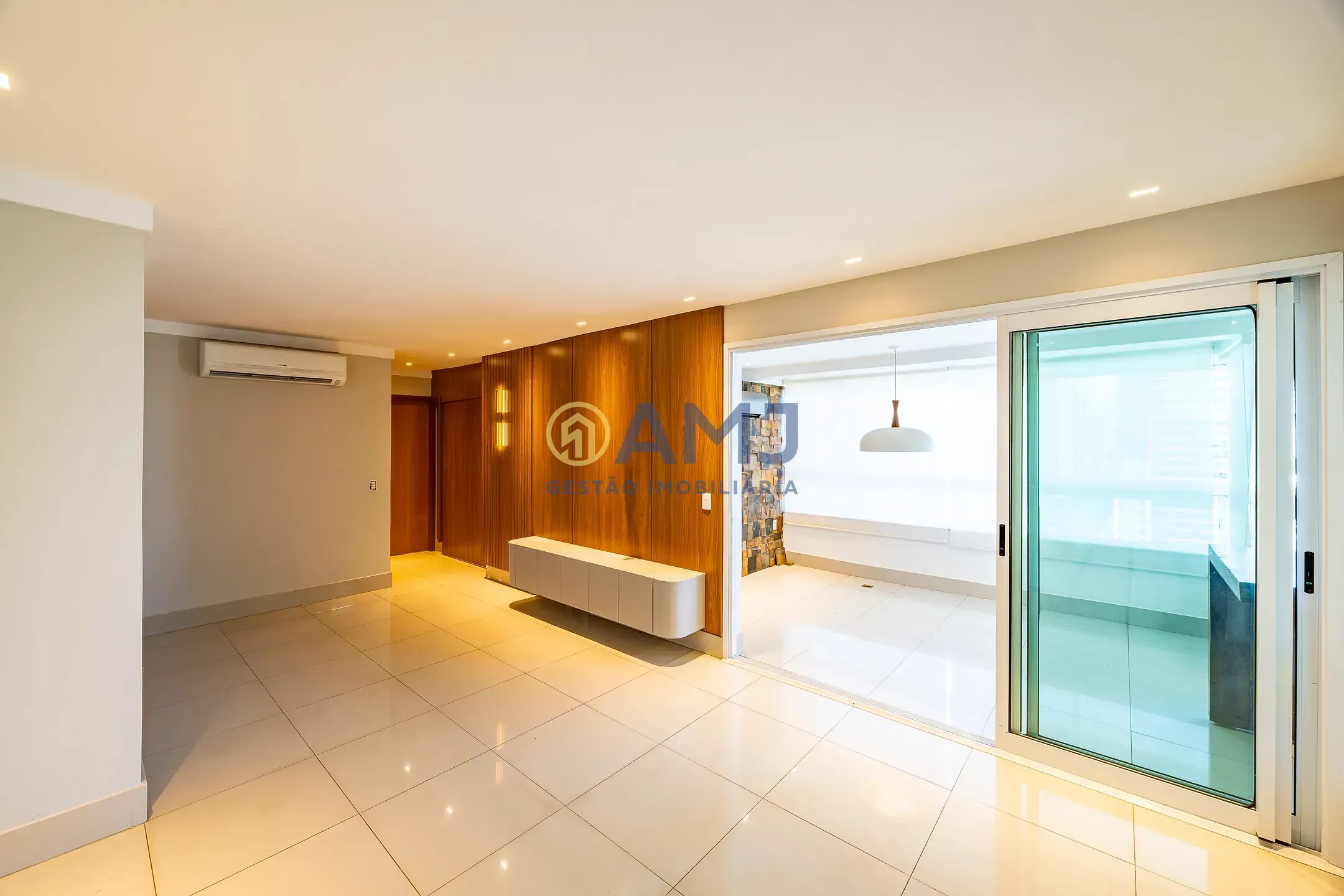 Apartamento, 3 quartos, 144 m² - Foto 1