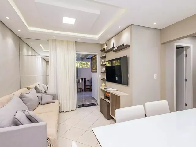 Apartamento 3 quartos e 2 banheiros, à venda, no bairro Campo Comprido em Curitiba