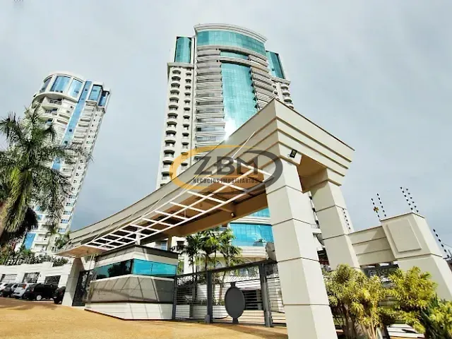 Apartamento com 462m² 4 quartos e 5 banheiros, à venda, no bairro Bela Suiça em Londrina