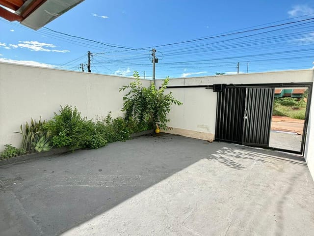 Casa 2 quartos e 2 banheiros, à venda, no bairro Setor Ponta Kayana em Trindade