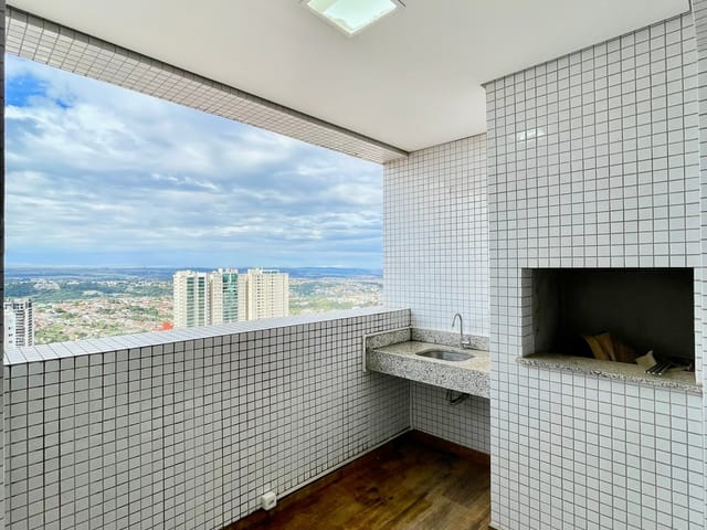 Apartamento com 174m² 3 quartos e 2 banheiros, à venda ou para alugar, no bairro Centro em Ponta Grossa