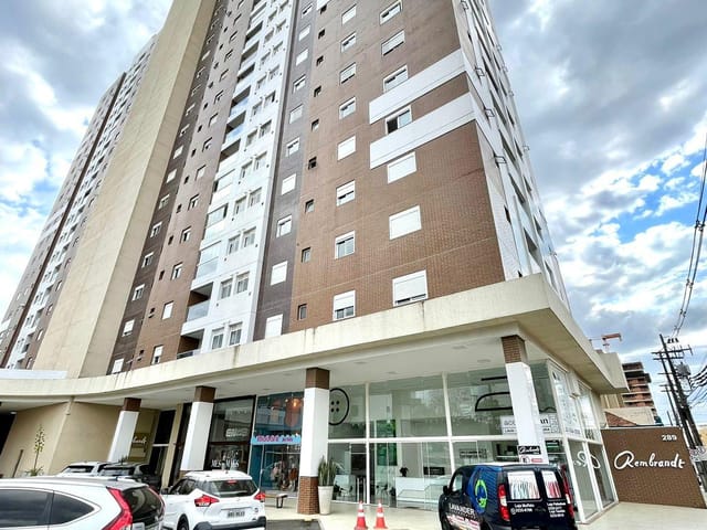 Apartamento com 174m² 3 quartos e 2 banheiros, à venda ou para alugar, no bairro Centro em Ponta Grossa
