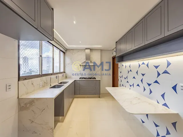 Apartamento 4 quartos e 3 banheiros, à venda, no bairro Setor Bueno em Goiânia