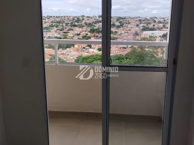 Apartamento 2 quartos e 2 banheiros, à venda, no bairro Conjunto Frei Eugênio em Uberaba