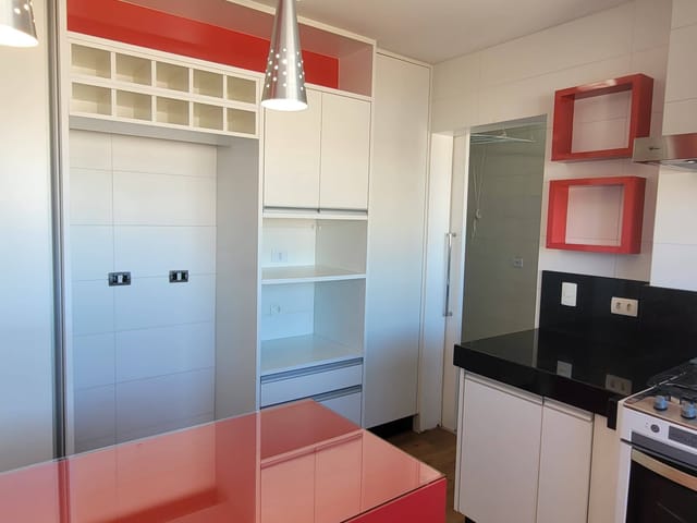 Apartamento com 144m² 3 quartos e 3 banheiros, à venda, no bairro Centro em Ponta Grossa