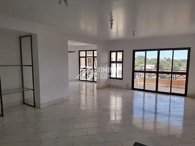 Apartamento 2 quartos e 4 banheiros, à venda, no bairro Mercês em Uberaba