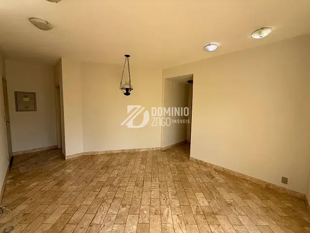 Apartamento 2 quartos e 2 banheiros, para alugar, no bairro Irmãos Soares em Uberaba