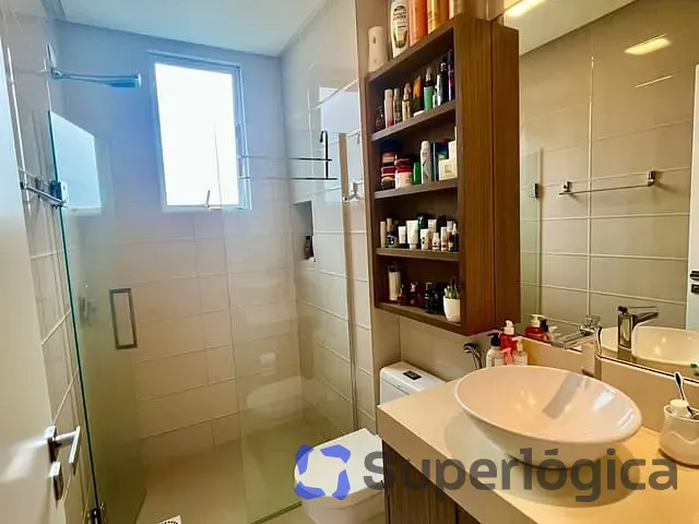 Apartamento 4 quartos e 4 banheiros, à venda, no bairro Pioneiros em Balneário Camboriú