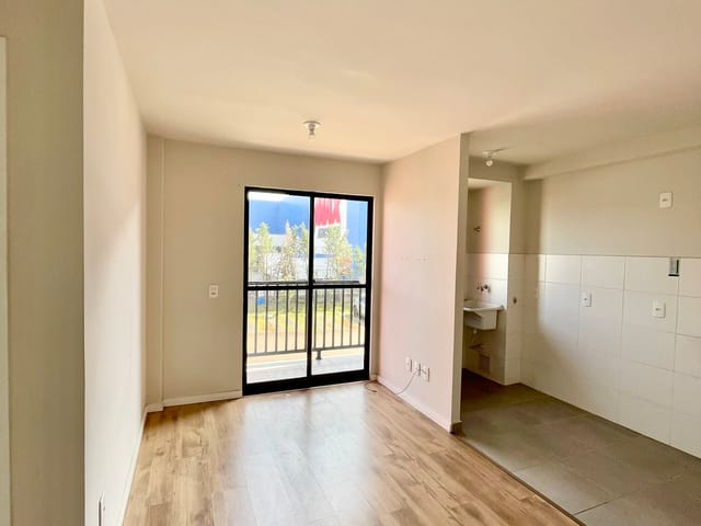 Apartamento com 55m² 2 quartos e 1 banheiro, à venda, no bairro Chapada em Ponta Grossa