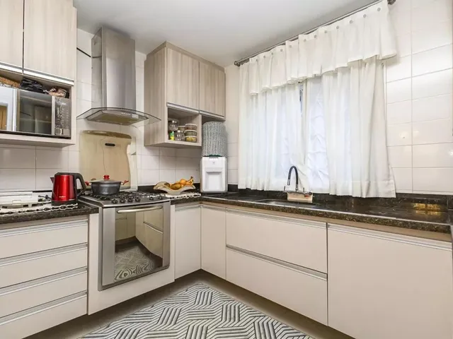 Apartamento 3 quartos e 2 banheiros, à venda, no bairro Tingui em Curitiba