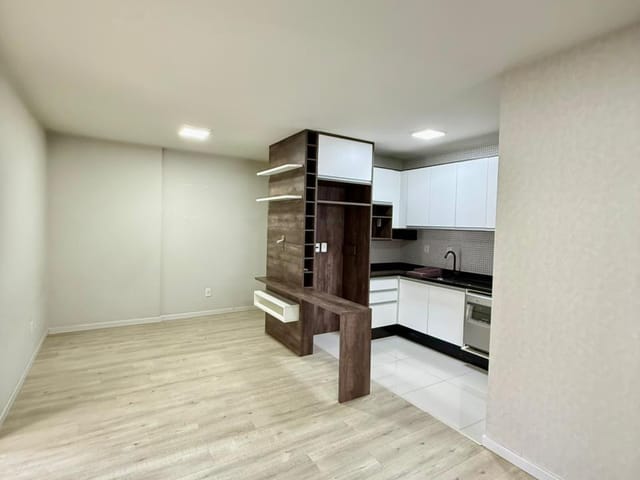 Apartamento com 66m² 2 quartos e 2 banheiros, à venda, no bairro Centro em Ponta Grossa
