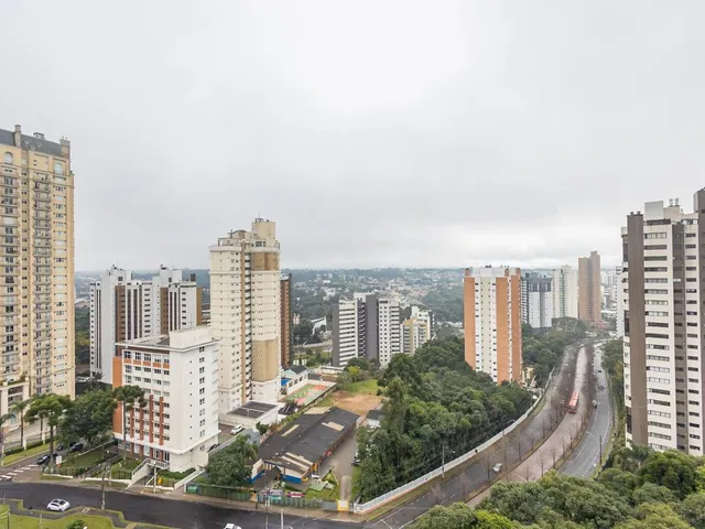 Apartamento 4 quartos e 7 banheiros, à venda, no bairro Mossunguê em Curitiba