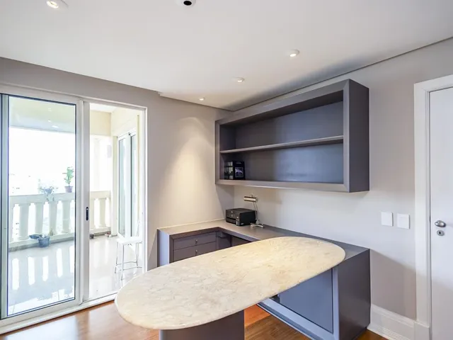 Apartamento 4 quartos e 7 banheiros, à venda, no bairro Mossunguê em Curitiba