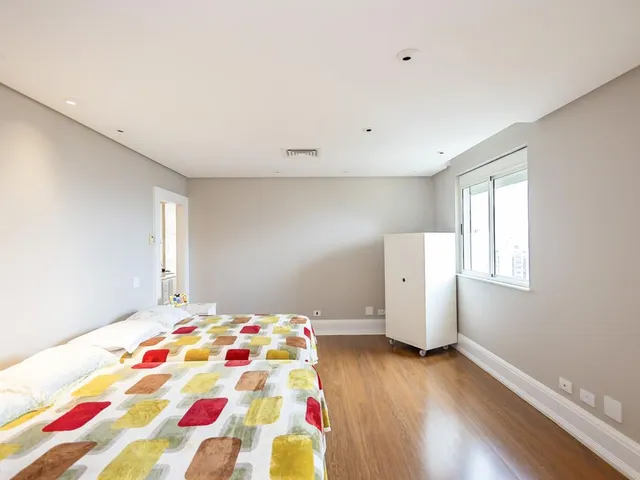 Apartamento 4 quartos e 7 banheiros, à venda, no bairro Mossunguê em Curitiba